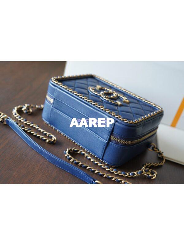 Replica Chanel Small CC Filigree Chain Around Vanity Case AS1785 Blue 6