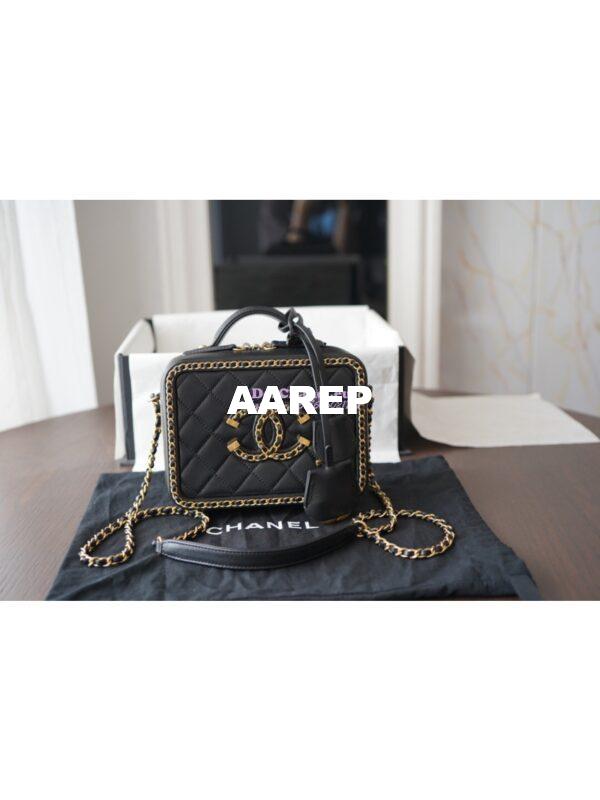 Replica Chanel Small CC Filigree Chain Around Vanity Case AS1785 Black