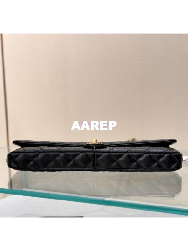 Replica Chanel 24K Maxi Clutch Bag in Shiny Lambskin AS5006 14