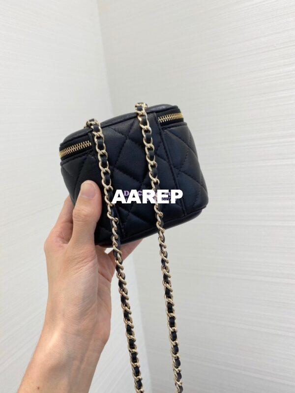 Replica Chanel Mini Vanity With Classic Chain in Lambskin AP1340 Black 10