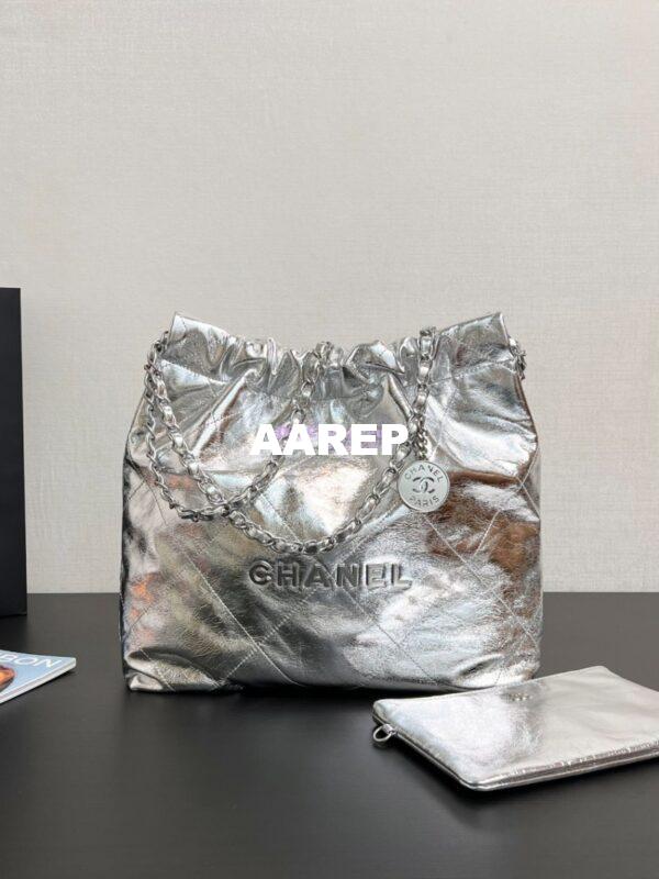 Replica Chanel 22 Handbag Metallic Calfskin & Silver Metal AS3260 AS3261 Metallic Silver 4