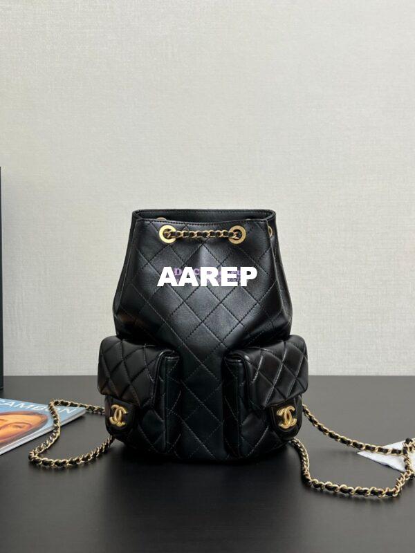 Replica Chanel 24/25SS Shiny Lambskin Backpack AS5310 Black 3