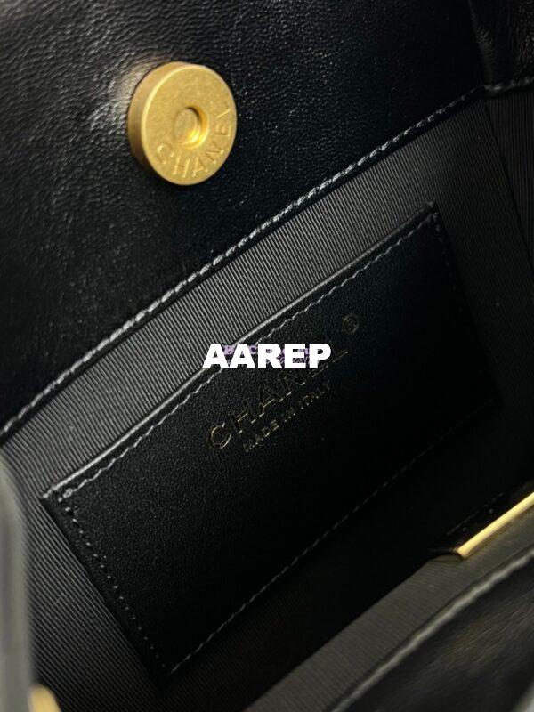 Replica Chanel 24/25SS Shiny Lambskin Backpack AS5310 Black 10