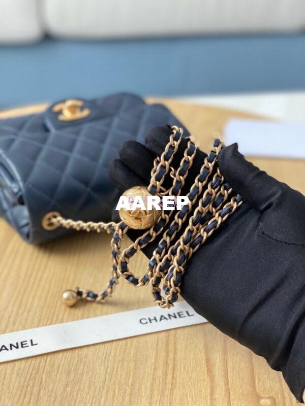 Replica Chanel Lambskin Flap Bag AS1786 Navy 4