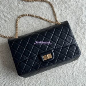 Replica Chanel Reissue 2.55 Maxi Classic Flap Bag in Aged Calfskin in Black 1119