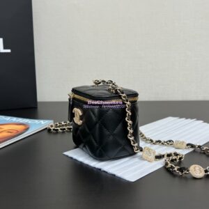 Replica Chanel Clutch with Chain Shiny Lambskin, Diamanté AP3941 2