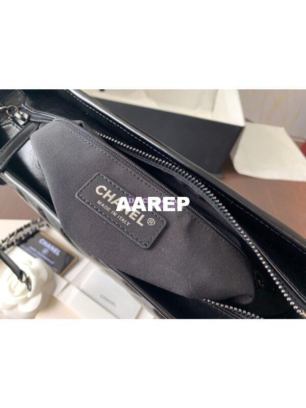 Replica Chanel Gabrielle Bag in Chevron So Black 15