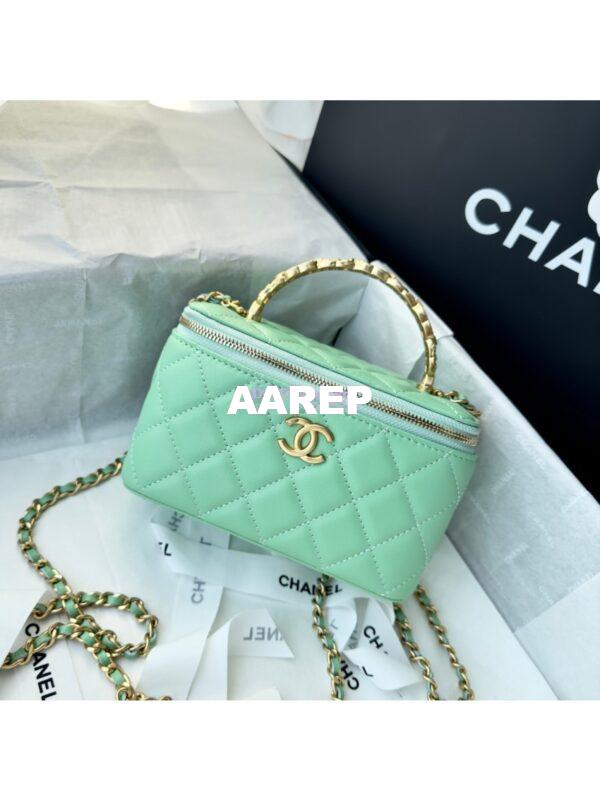 Replica Chanel Lambskin Clutch With Chain with Diamanté Logo Top Handle AP4046 Light Green 4