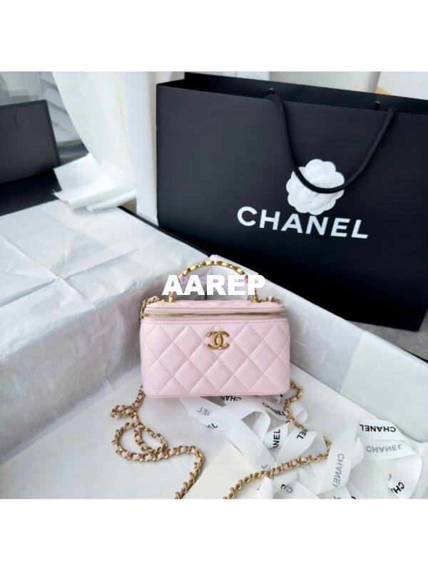 Replica Chanel Lambskin Clutch With Chain with Diamanté Logo Top Handle AP4046 Light Pink 5