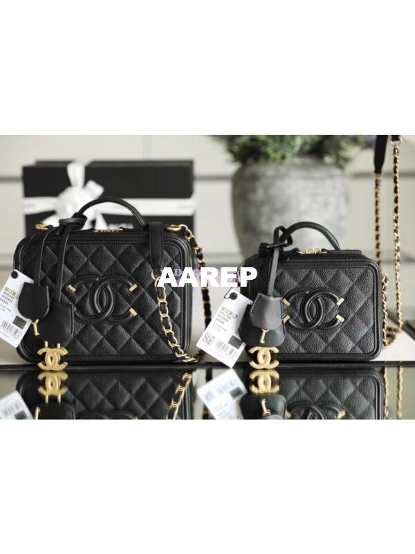 Replica Chanel CC Filigree Vanity Case Vanity Case A93343 Caviar Black