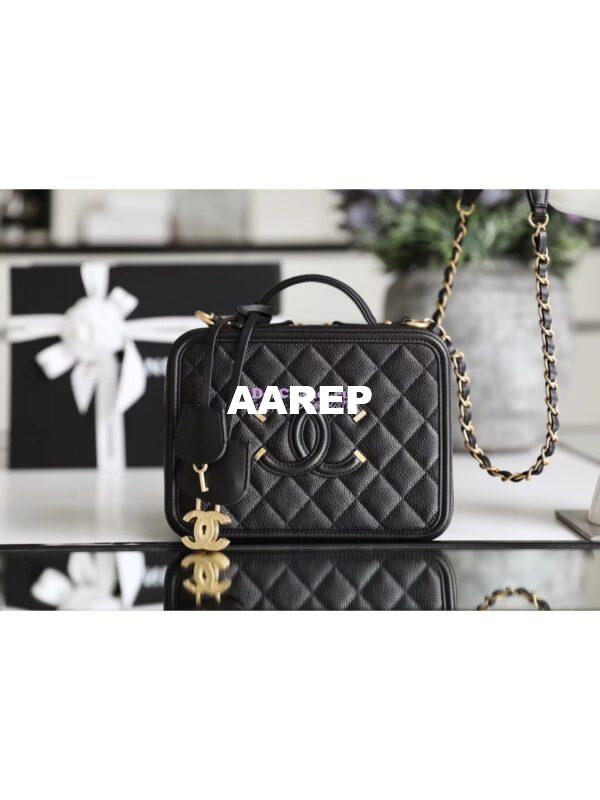 Replica Chanel CC Filigree Vanity Case Vanity Case A93343 Caviar Black 3