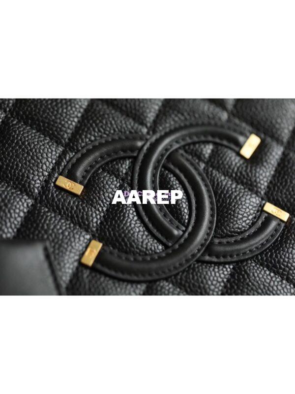 Replica Chanel CC Filigree Vanity Case Vanity Case A93343 Caviar Black 6