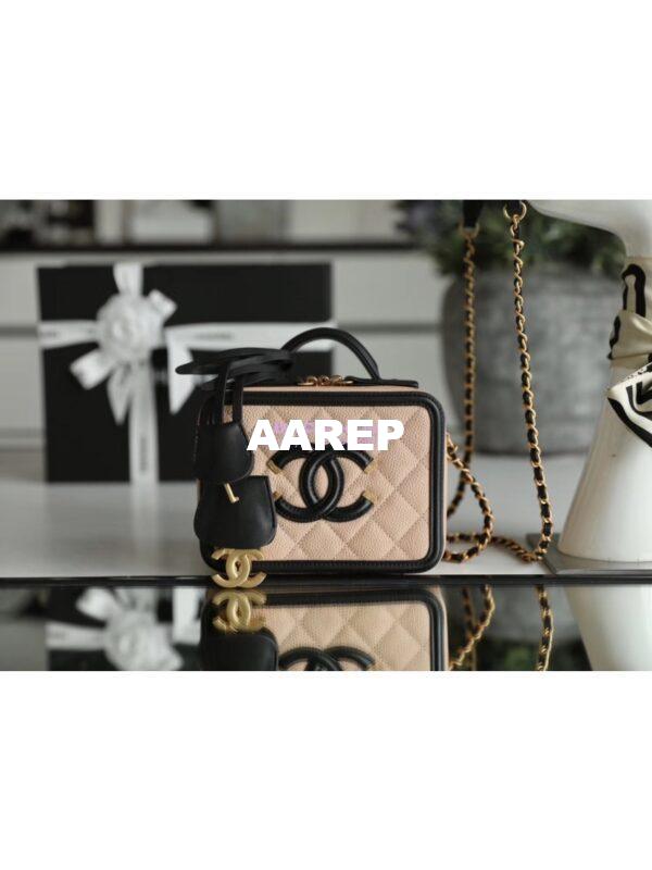 Replica Chanel CC Filigree Vanity Case Vanity Case A93343 Beige 10