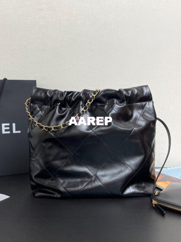 Replica Chanel 22 Handbag Shiny Calfskin & Gold Metal AS3260 Black Pocket Design 9