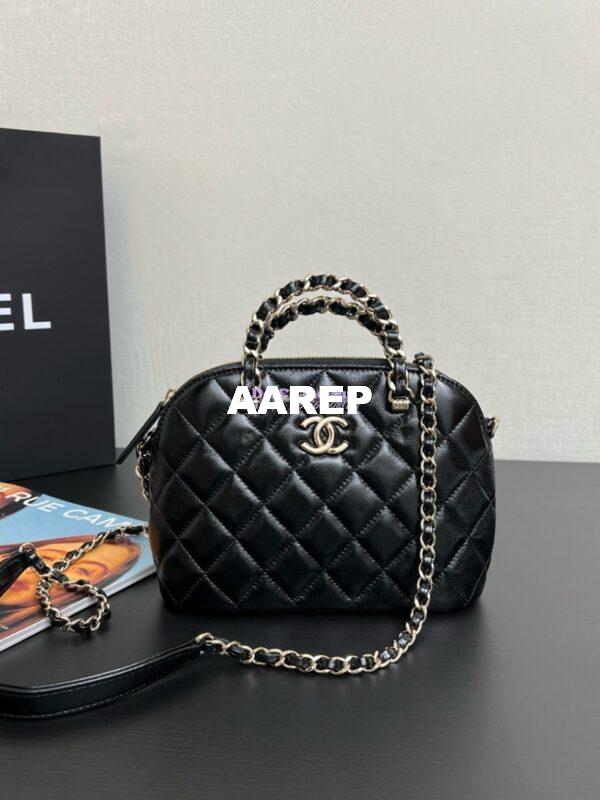 Replica Chanel Small Tote Clutch with Chain Bag  in Lambskin AS5130 Black 4