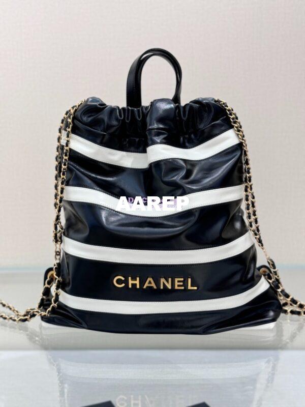 Replica Chanel 22 Backpack in Shiny Calfskin AS3313 Black white 4