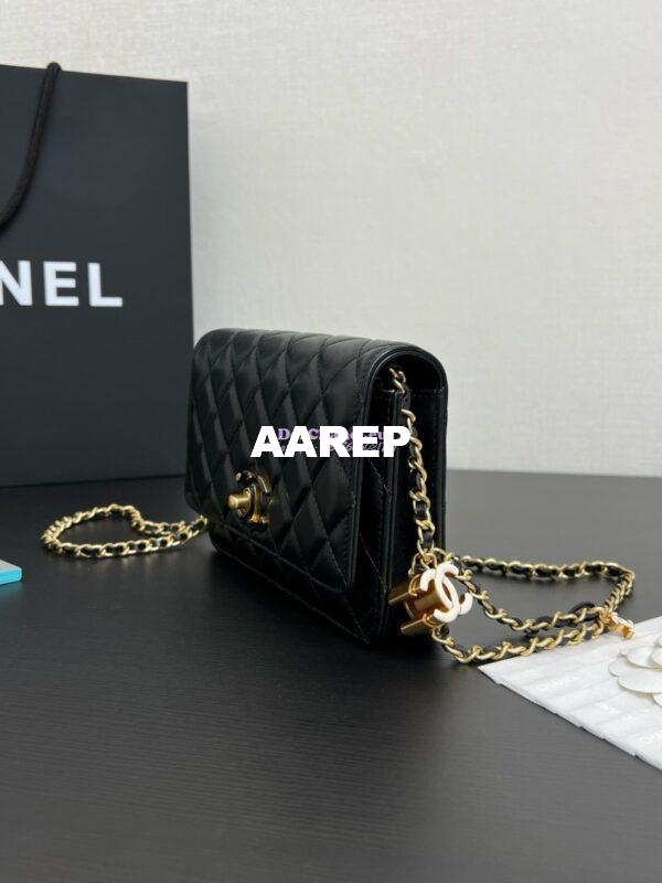 Replica Chanel Wallet On Chain Shiny Lambskinwith Enamel CC AP3938 Black (Limited Edition) 4
