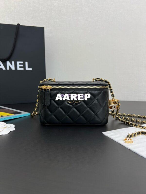 Replica Chanel Clutch with Chain Shiny Lambskin AP3940 Black  (limited edition) 3