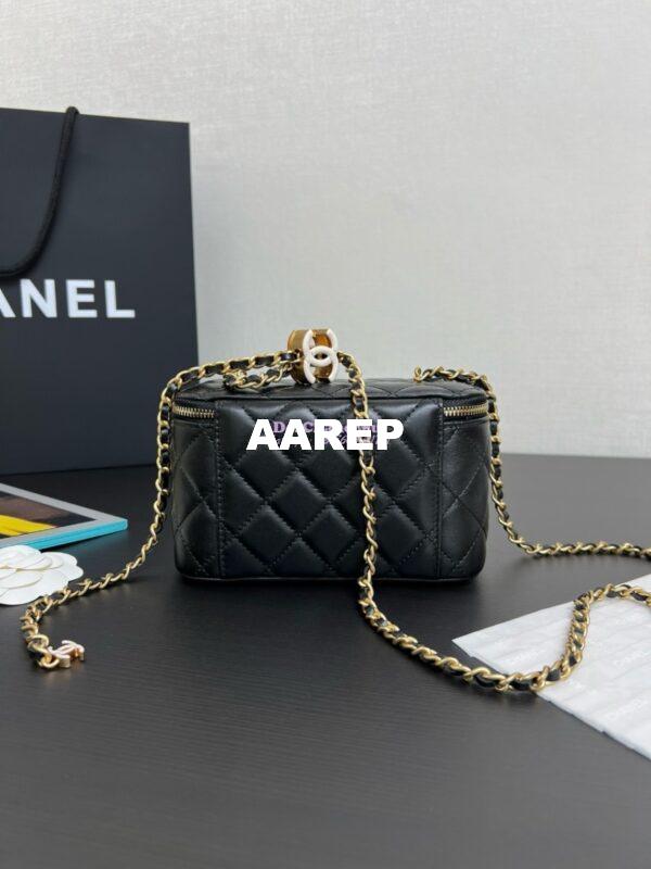 Replica Chanel Clutch with Chain Shiny Lambskin AP3940 Black  (limited edition) 10