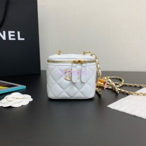 Replica Chanel Clutch with Chain Shiny Lambskin AP3941 White  (limited edition)