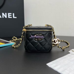 Replica Chanel Clutch with Chain Shiny Lambskin AP3941 Black (limited edition)