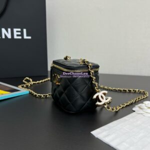Replica Chanel Clutch with Chain Shiny Lambskin AP3941 Black (limited edition) 2