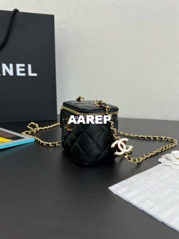 Replica Chanel Clutch with Chain Shiny Lambskin AP3941 Black (limited edition) 2