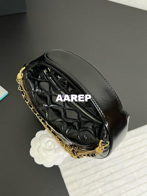 Replica Chanel Shiny Crumpled Calfskin Pouch AP4058 Black 4
