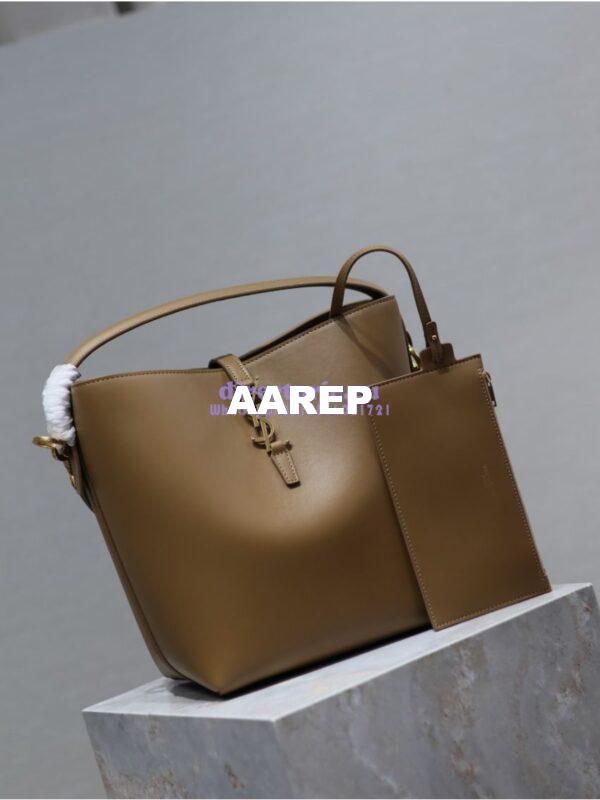 Replica YSL Saint Laurent Le 37 in Shiny Leather 7428282 Fox 4