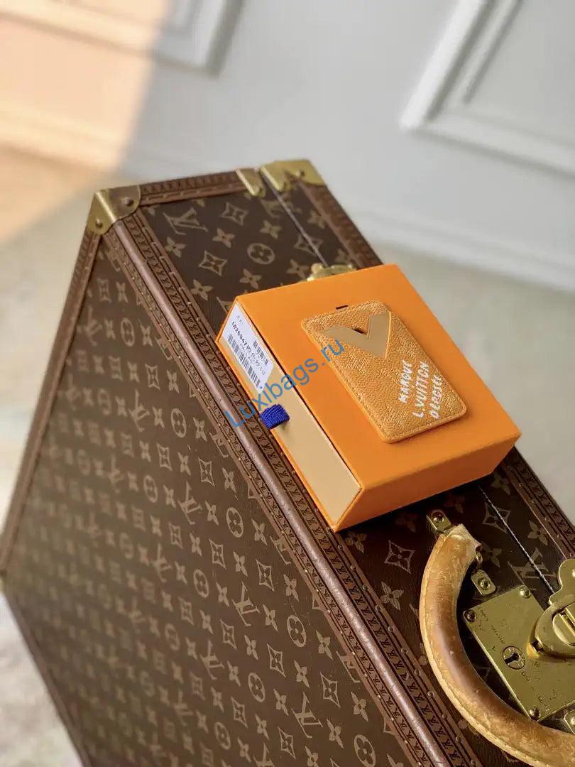 Louis Vuitton LV M26947 Magnetic Card Holder Monogram Heritage Safran Yellow