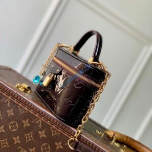 LV M28334 Louis Vuitton Vanity Chain Pouch Bag Datewood