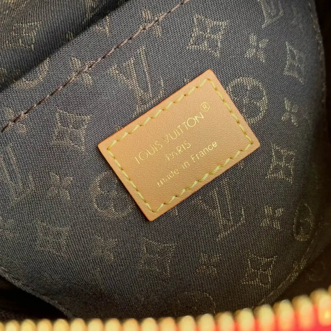 LV M26905 Louis Vuitton Express PM Handbag Red - Image 7
