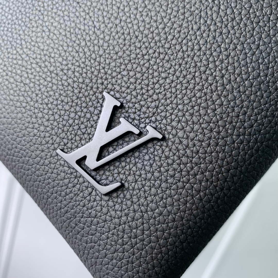 LV M25943 Louis Vuitton Duo Pouch Bag Black - Image 3