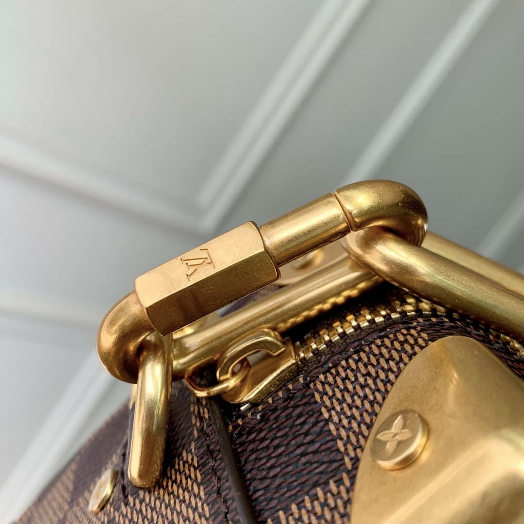 LV N40809 Louis Vuitton Mini Soft Trunk Bag - Image 5