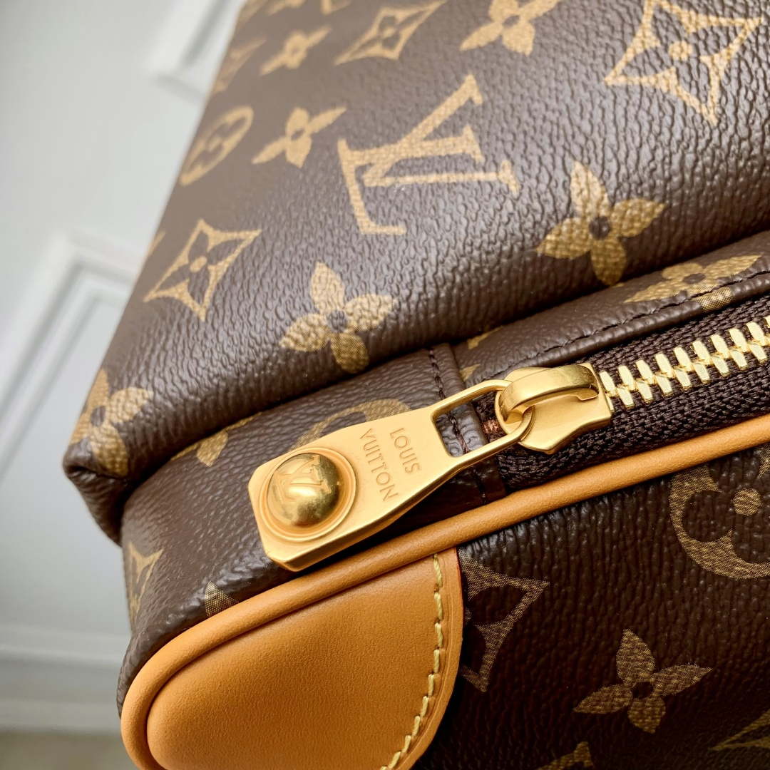 LV M25979 Louis Vuitton Discovery Cargo Backpack - Image 5