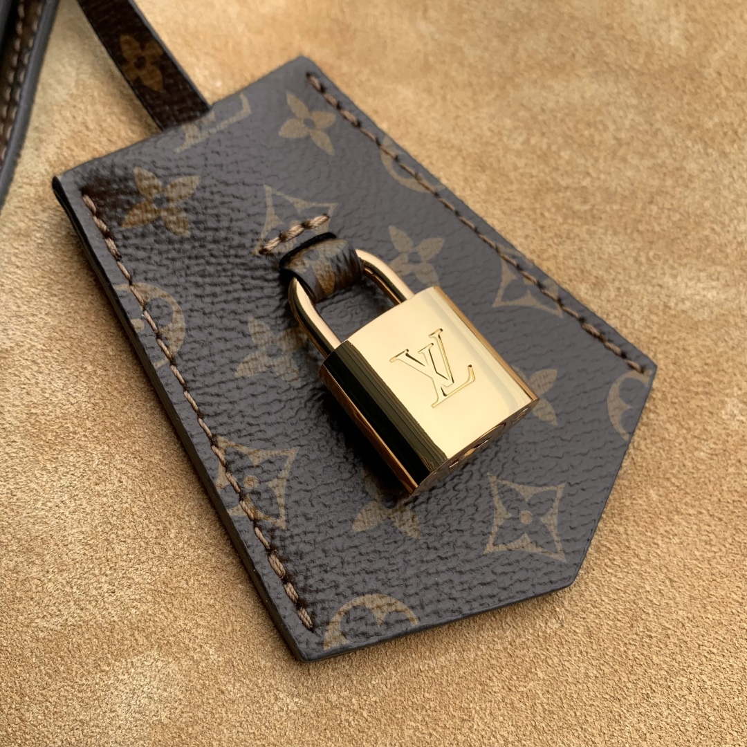 LV M26358 Louis Vuitton Express MM Bag Hazelnut Brown - Image 4
