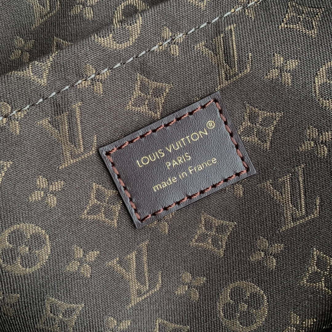 LV M26358 Louis Vuitton Express MM Bag Hazelnut Brown - Image 7