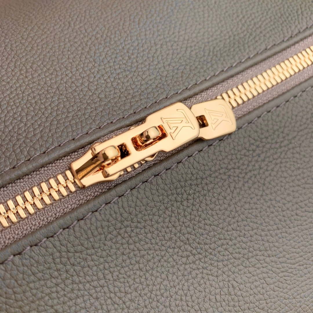 LV M26360 Louis Vuitton Express PM Bag Smoke Gray - Image 6
