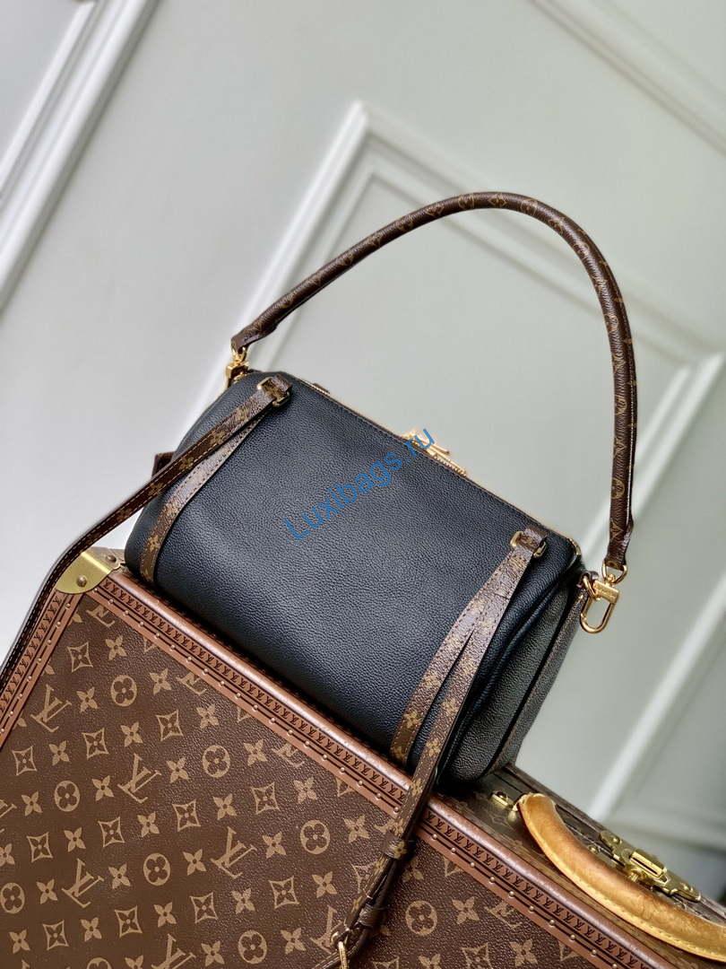 LV M26039 Louis Vuitton Express PM Bag Black - Image 2