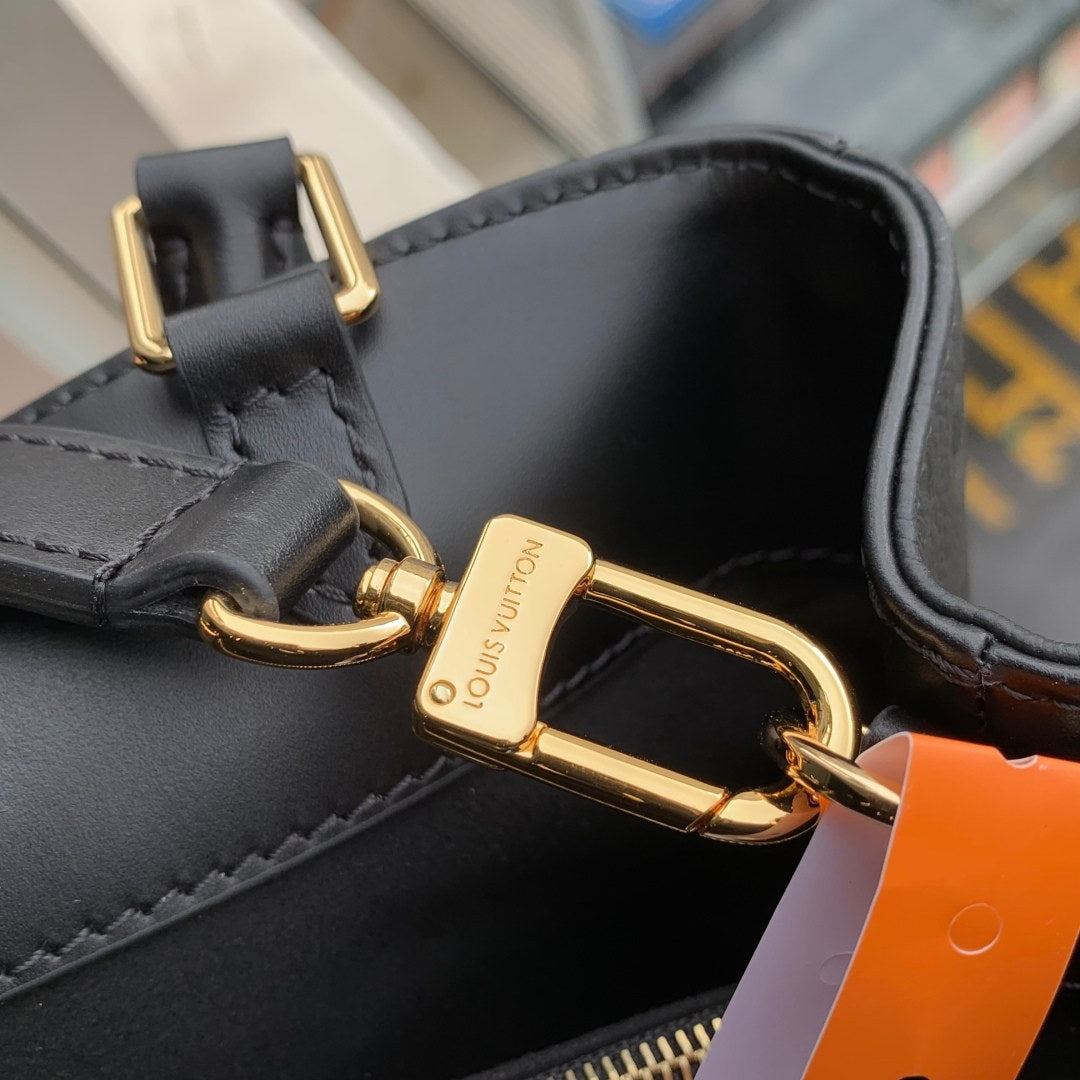 LV M25577 Louis Vuitton Avenue PM Bag Black - Image 5