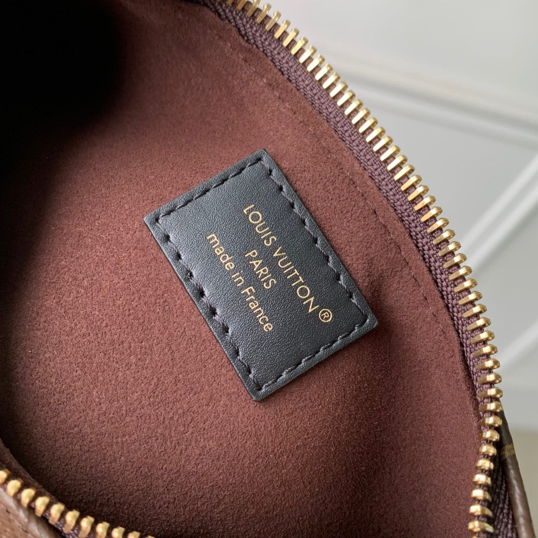 LV M25223 Louis Vuitton Catchy PM Handbag - Image 7