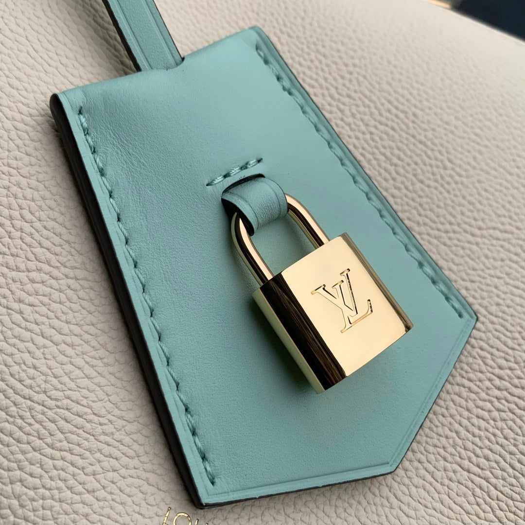 LV M26905 Louis Vuitton Express PM Handbag Ivory/Olympian Blue - Image 4