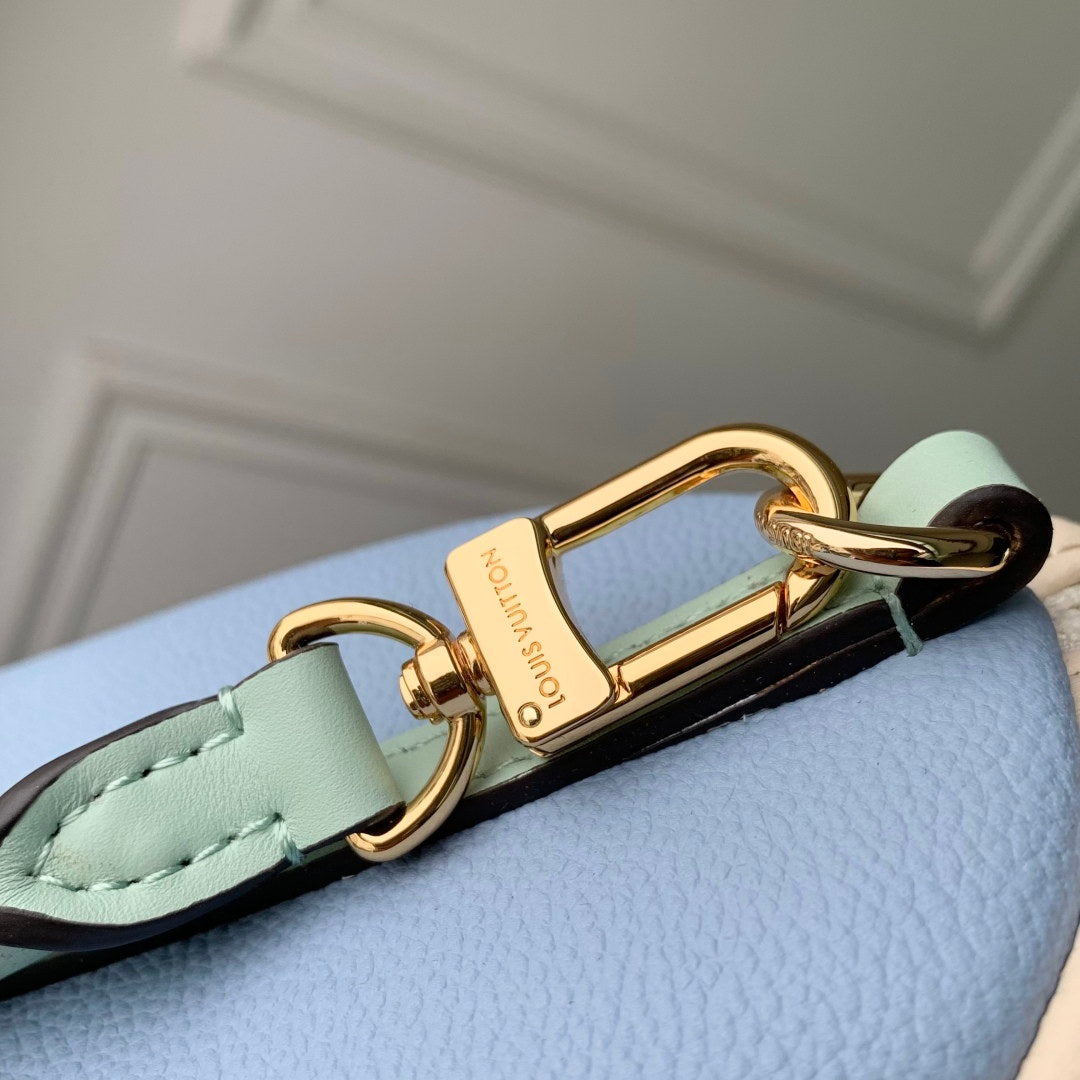 LV M26905 Louis Vuitton Express PM Handbag Ivory/Olympian Blue - Image 5