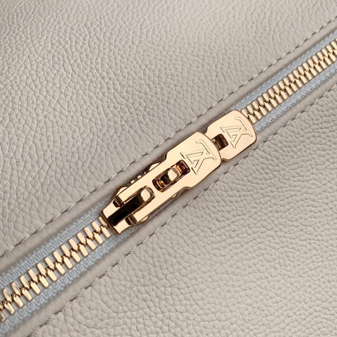 LV M26905 Louis Vuitton Express PM Handbag Ivory/Olympian Blue - Image 6