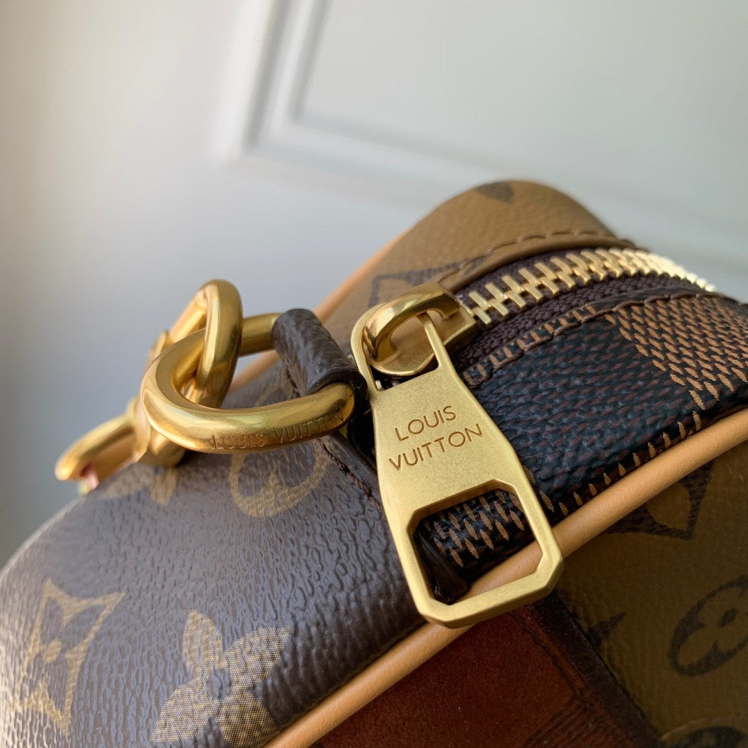 LV M26020 Louis Vuitton Trocadéro Wearable Wallet Brown - Image 6