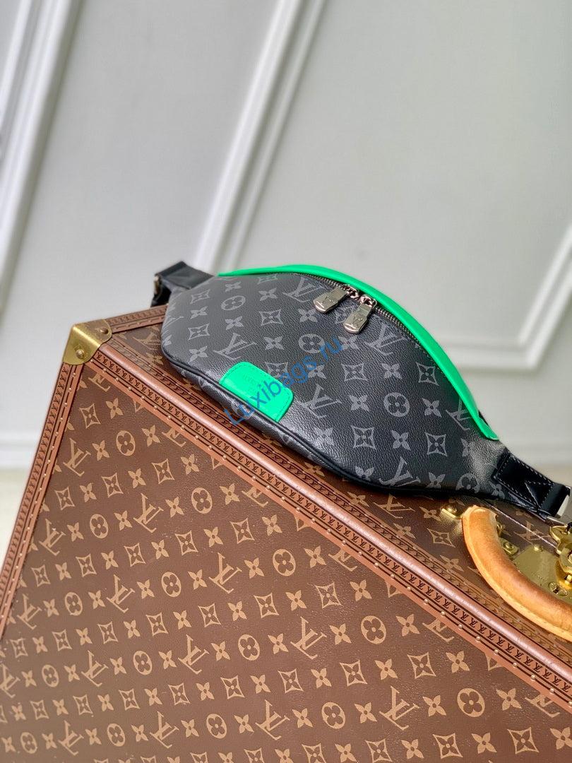 LV M25924 Louis Vuitton Discovery Bumbag Bamboo Green - Image 3