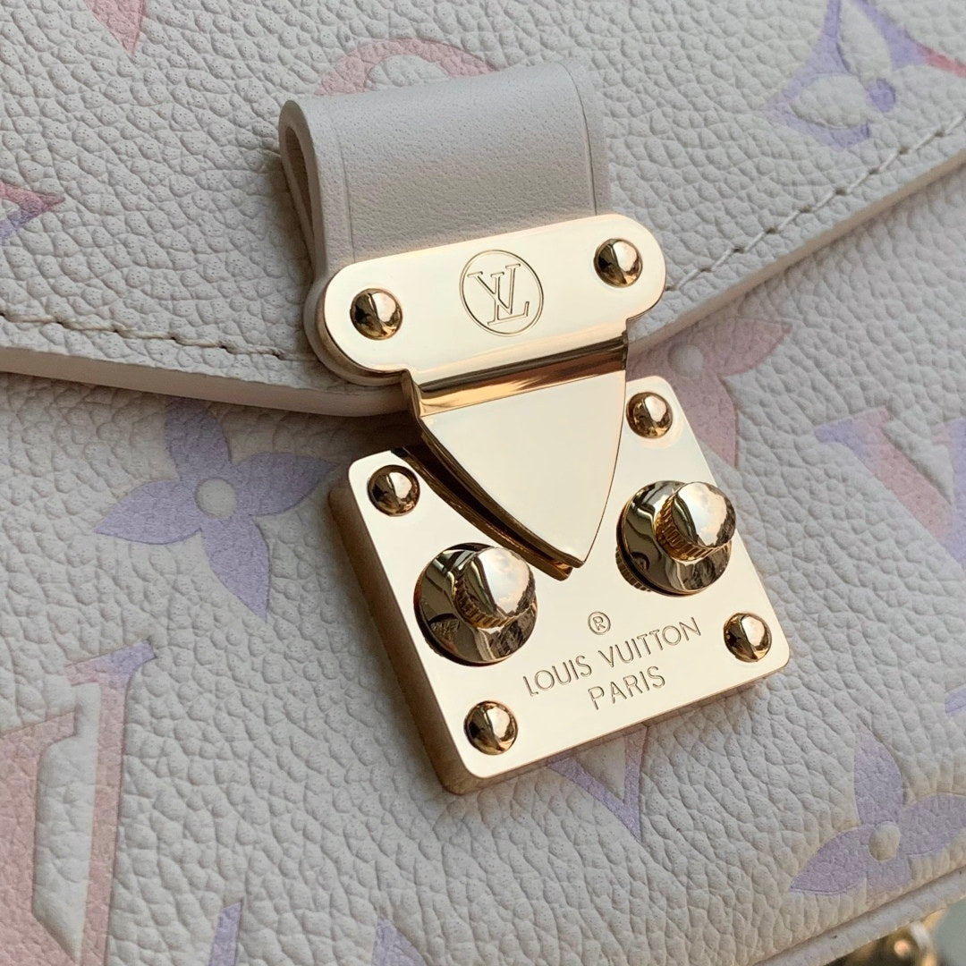 LV M25682 Louis Vuitton Pochette Métis East West Dream Cream - Image 4