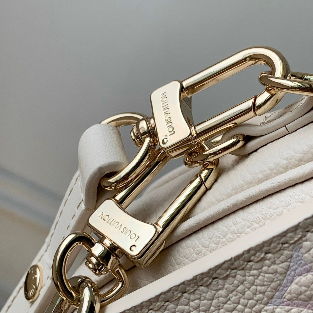 LV M25682 Louis Vuitton Pochette Métis East West Dream Cream - Image 5