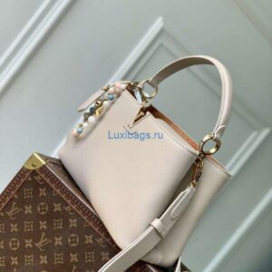 LV M12929 Louis Vuitton Capucines MM Souple Bag Greige