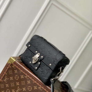 LV M13871 Louis Vuitton Soul Trunk Black